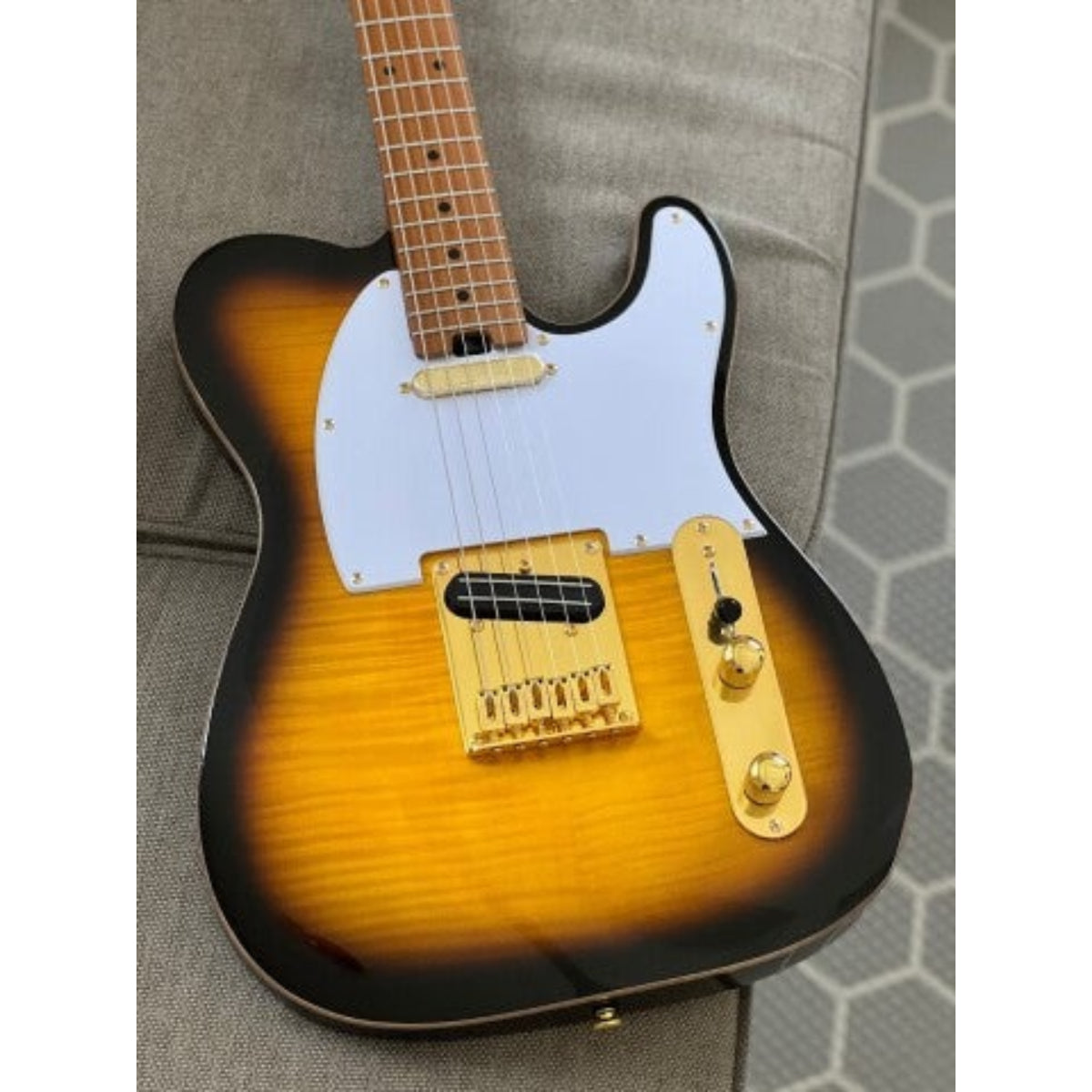 Đàn Guitar Điện Soloking MT1 FM 22 Deluxe Hotrail, Brown Sunburst