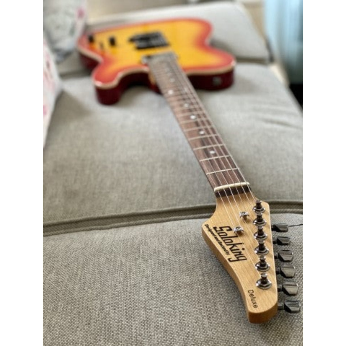 Đàn Guitar Điện Soloking MT1 FM 24 Deluxe, Cherry Burst