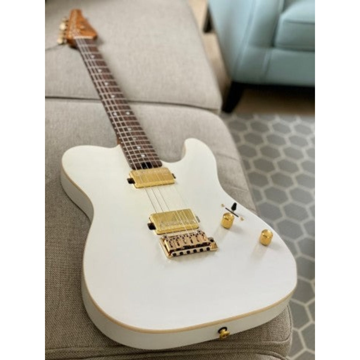 Đàn Guitar Điện Soloking MT1 Modern HH MKII, Gold Hardware, Pearl White Metallic