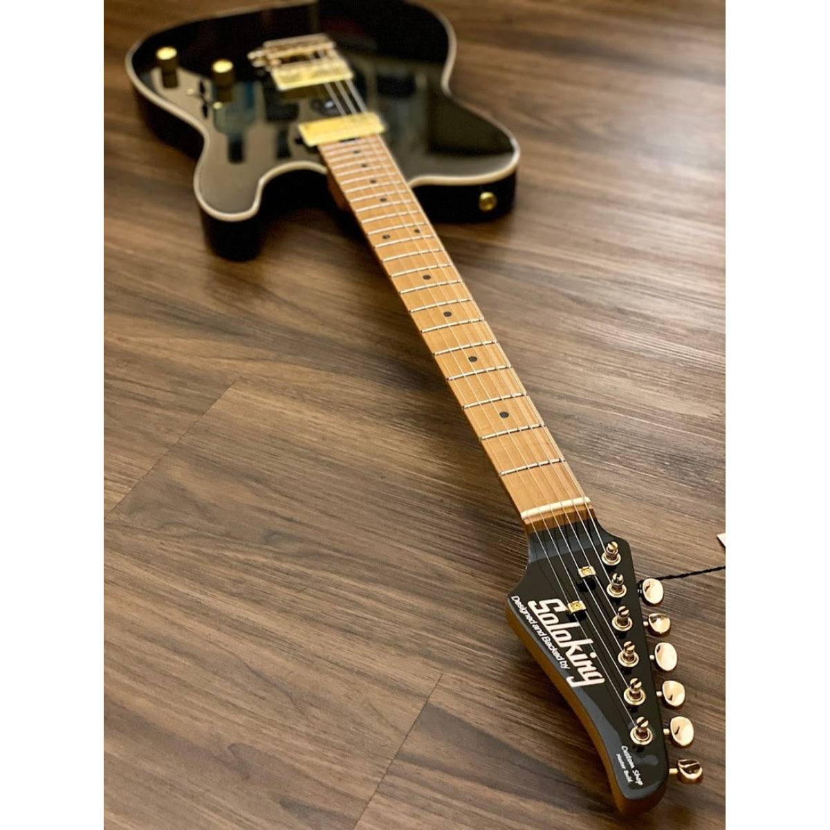 Đàn Guitar Điện Soloking MT1 Modern HH MKII, Roasted Neck, Gold Hardware, Black Beauty