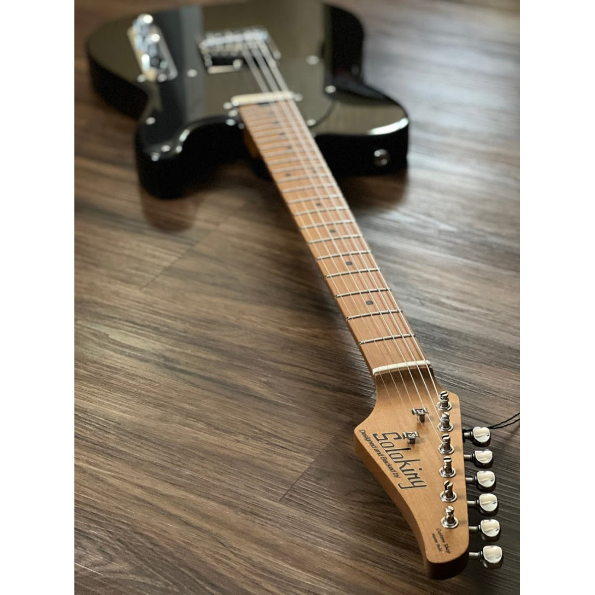 Đàn Guitar Điện Soloking MT1 Vintage MKII, Roasted Maple Neck, Black