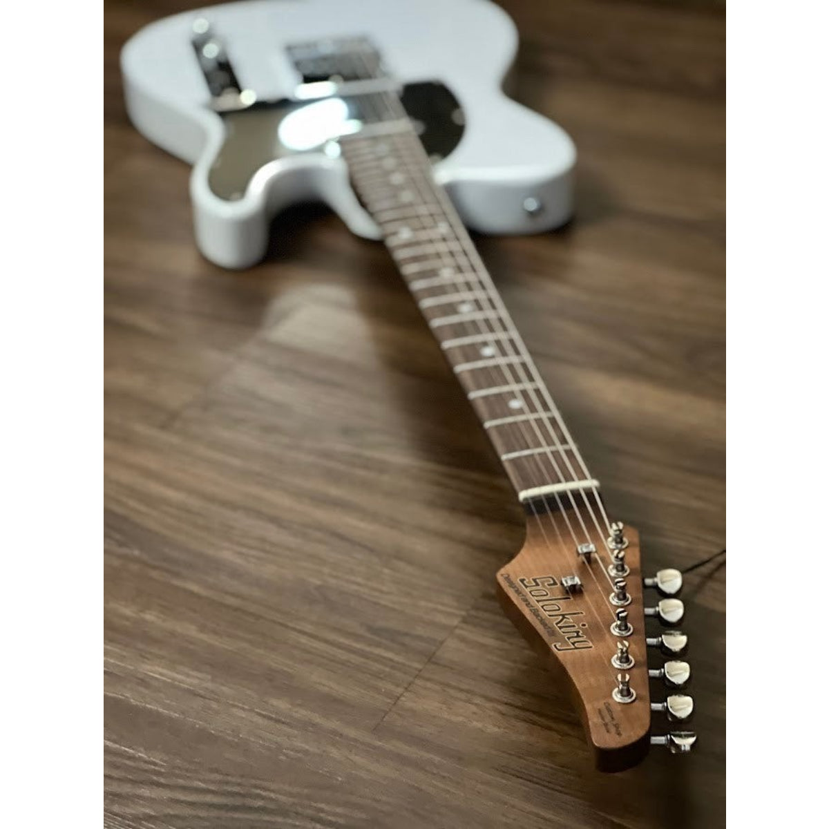 Đàn Guitar Điện Soloking MT1 Vintage MKII, Roasted Maple Neck, Rosewood FB, Olympic White
