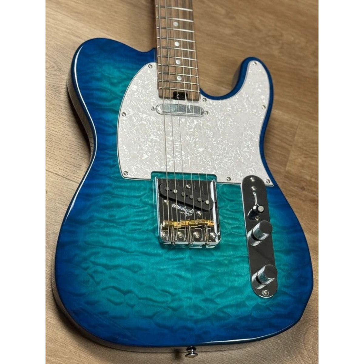 Đàn Guitar Điện Soloking MT1 Vintage Quilt, Rosewood FB, Aquamarine Nafiri Special Run