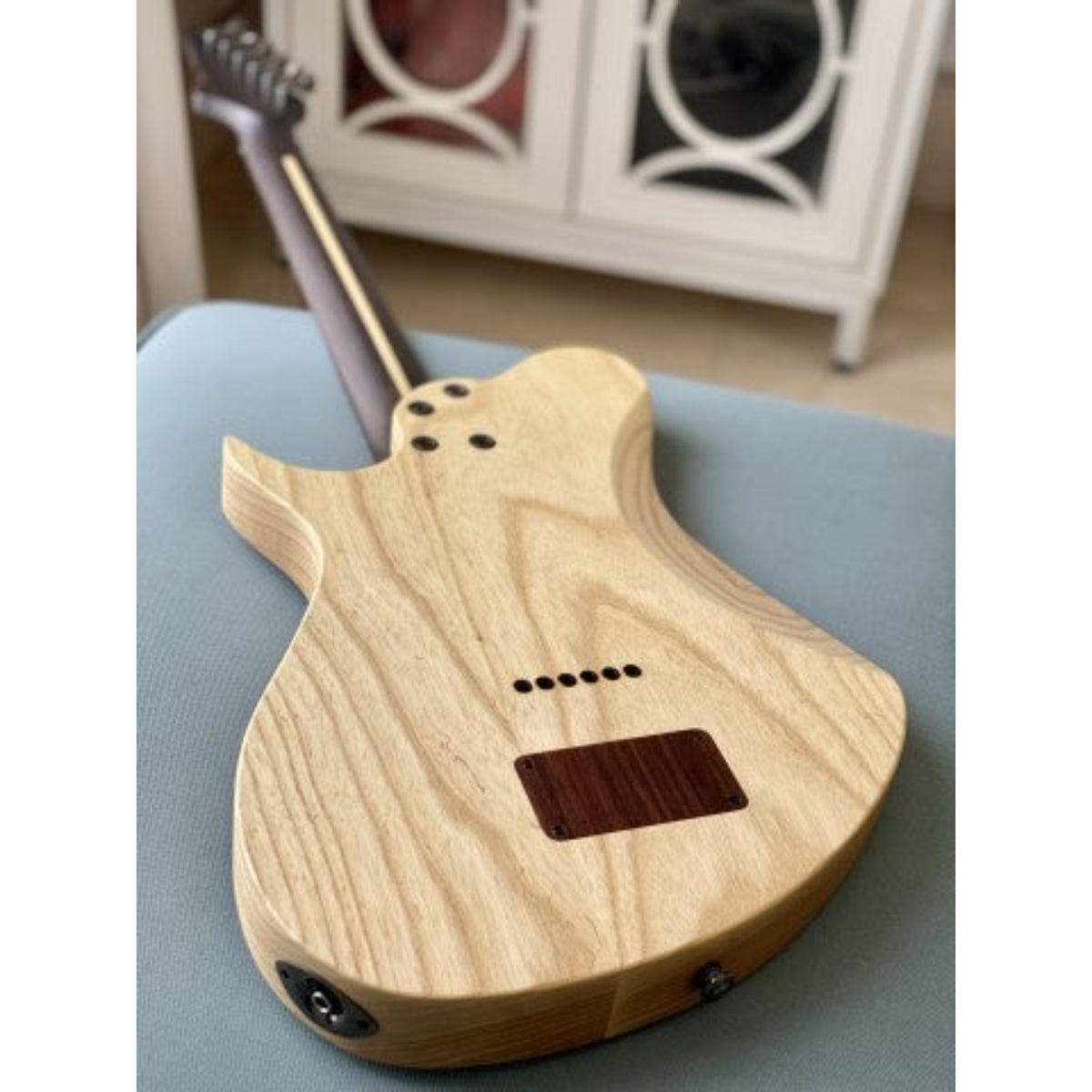 Đàn Guitar Điện Soloking S408, One Piece Rosewood Neck, American Ash Body, Natural
