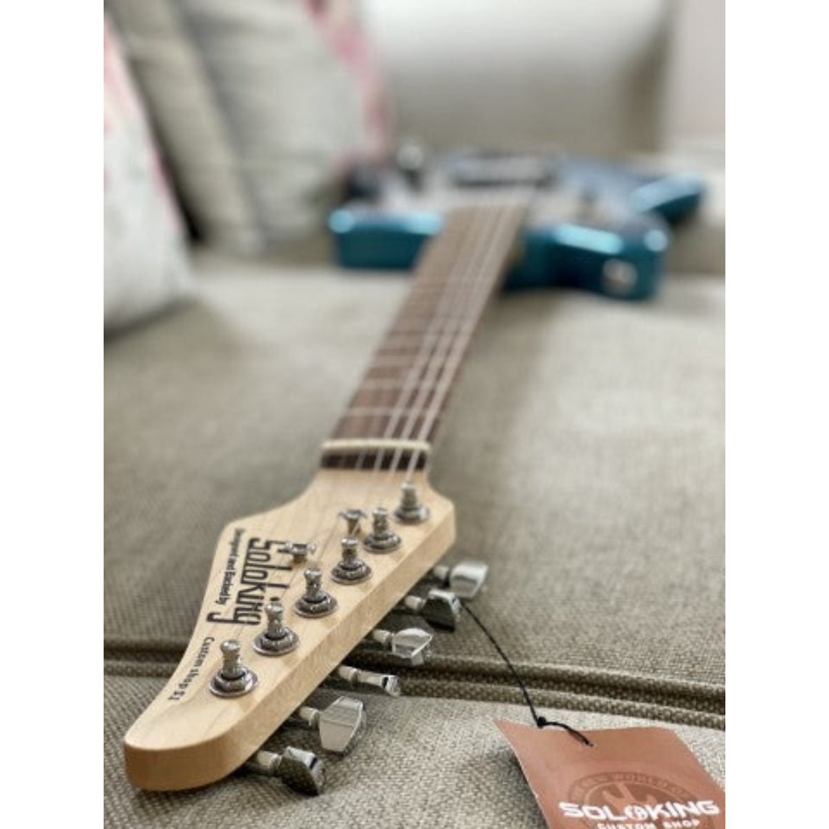 Đàn Guitar Điện Soloking SJT200, Lake Placid Blue