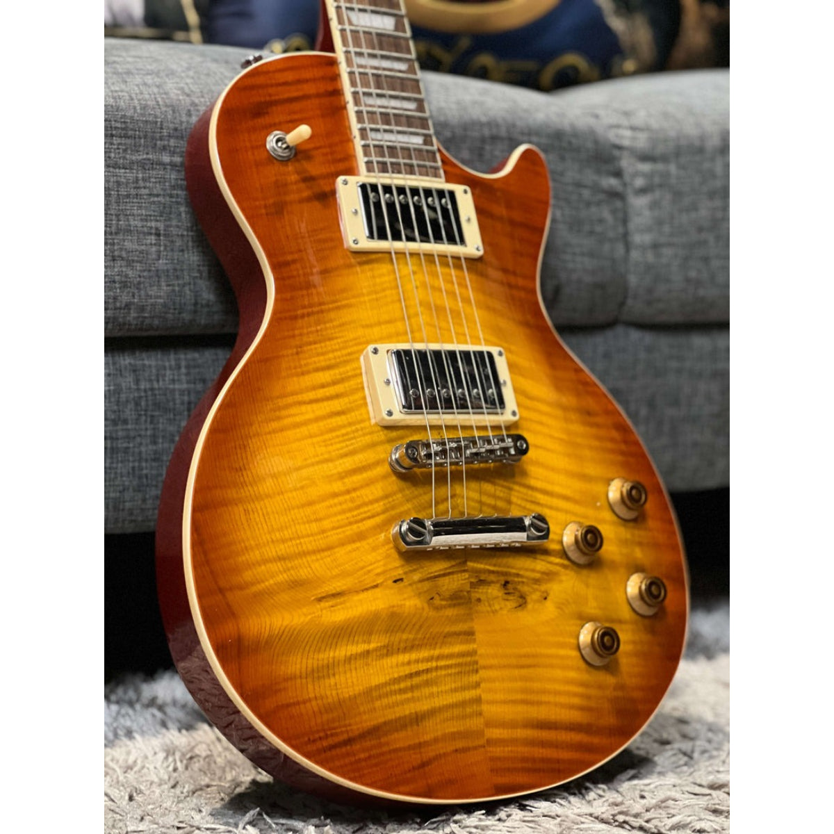 Đàn Guitar Điện Soloking SLS60FM Deluxe, Honeyburst