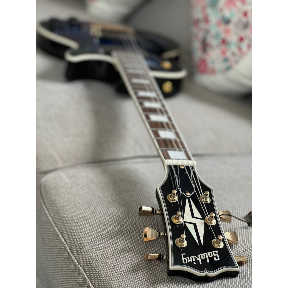 Đàn Guitar Điện Soloking SLS60QM Deluxe, Fishman Fluence, Black Aqua Burst MOD