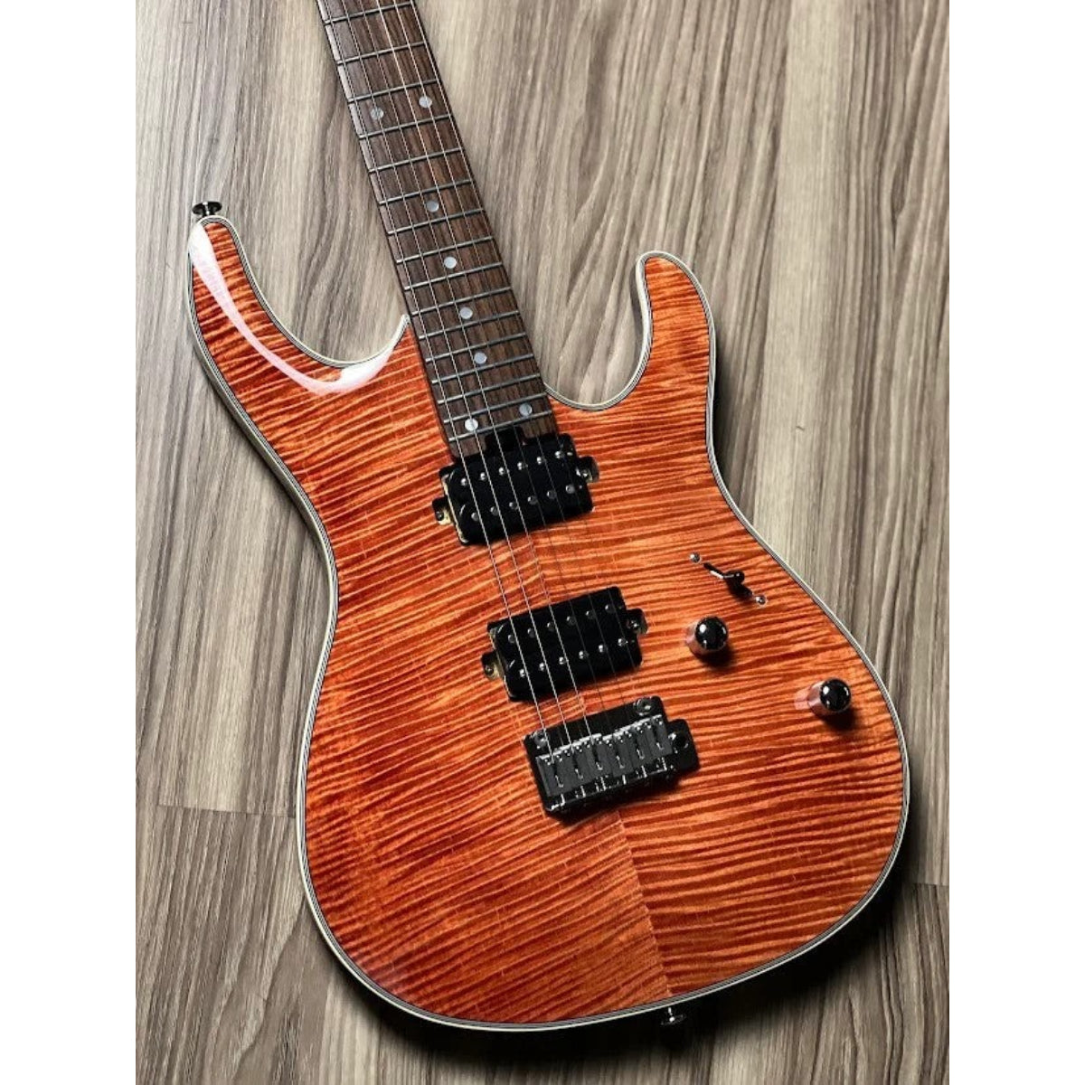 Đàn Guitar Điện Soloking SM24 HH Shredmaster, Rosewood FB, Trans Salmon Pink