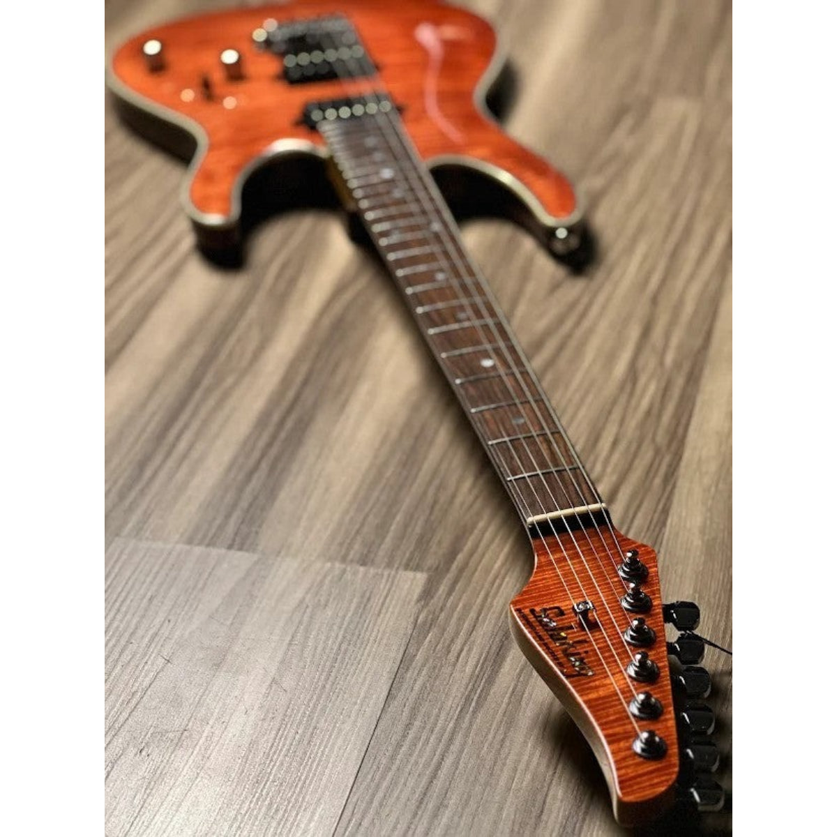 Đàn Guitar Điện Soloking SM24 HH Shredmaster, Rosewood FB, Trans Salmon Pink