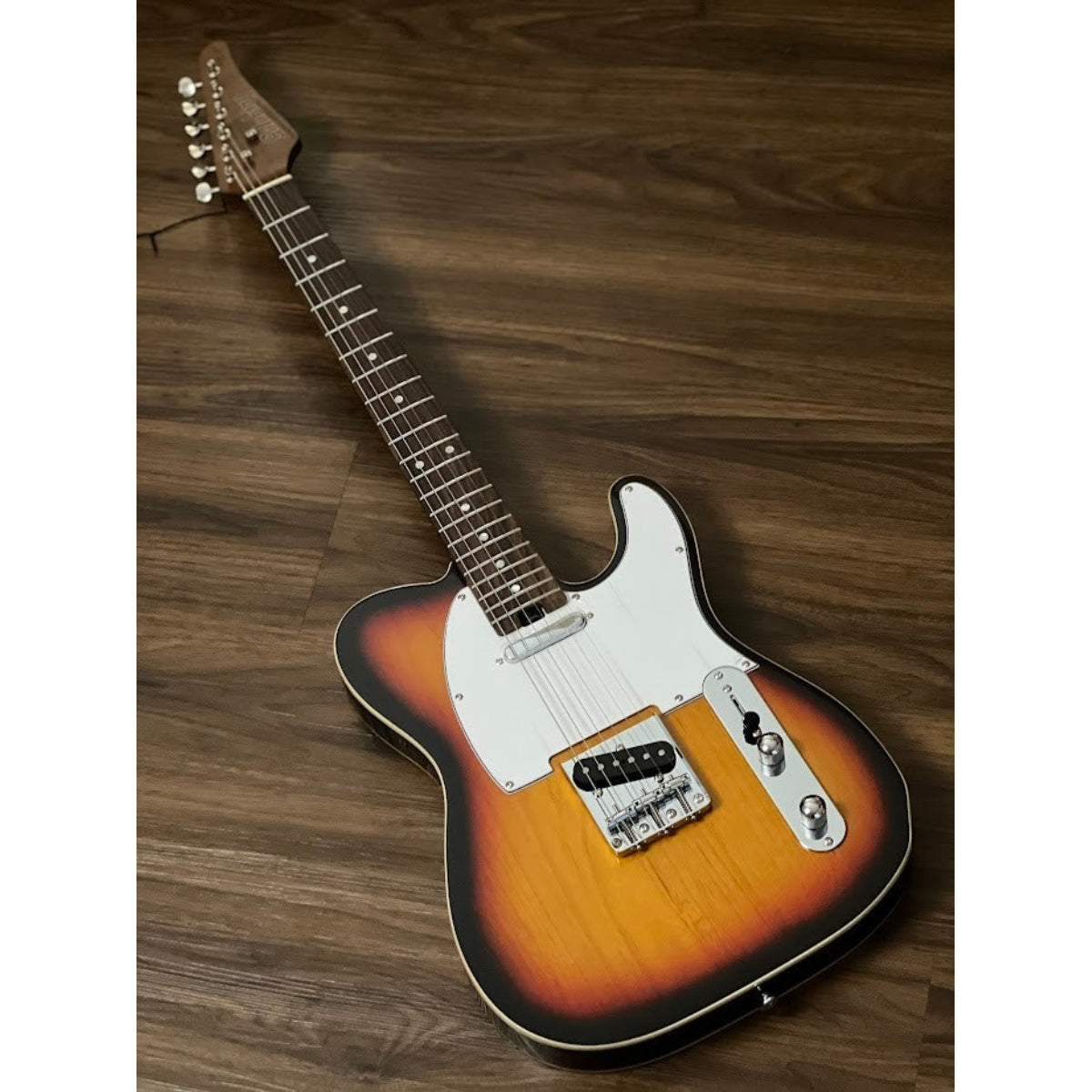 Đàn Guitar Điện Soloking T1B Vintage MKII, Roasted Maple Neck, Rosewood FB, 3 Tone Sunburst