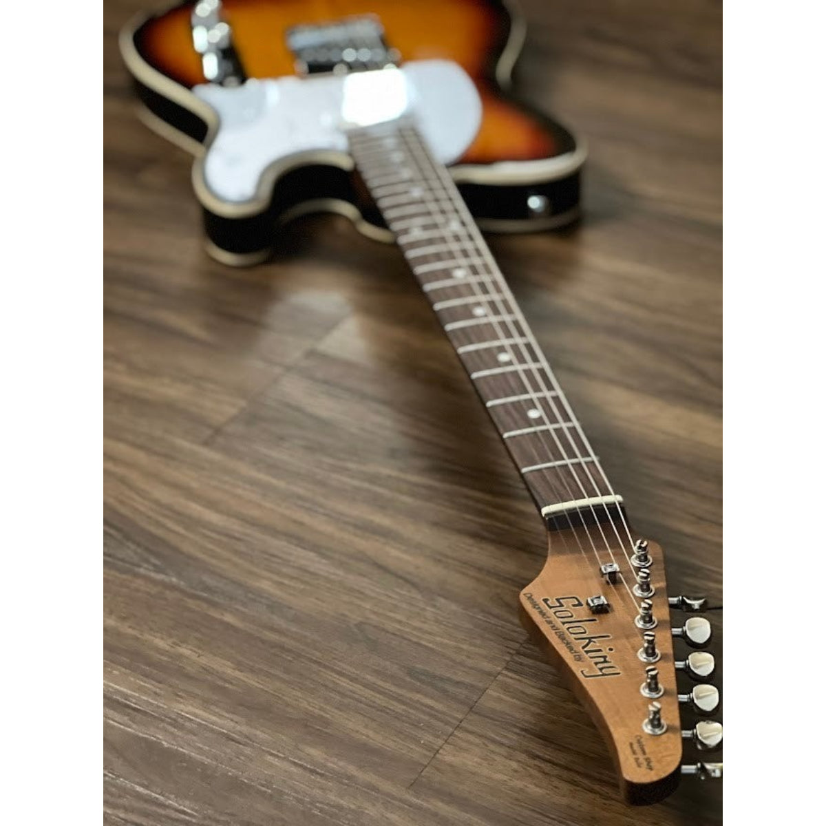 Đàn Guitar Điện Soloking T1B Vintage MKII, Roasted Maple Neck, Rosewood FB, 3 Tone Sunburst