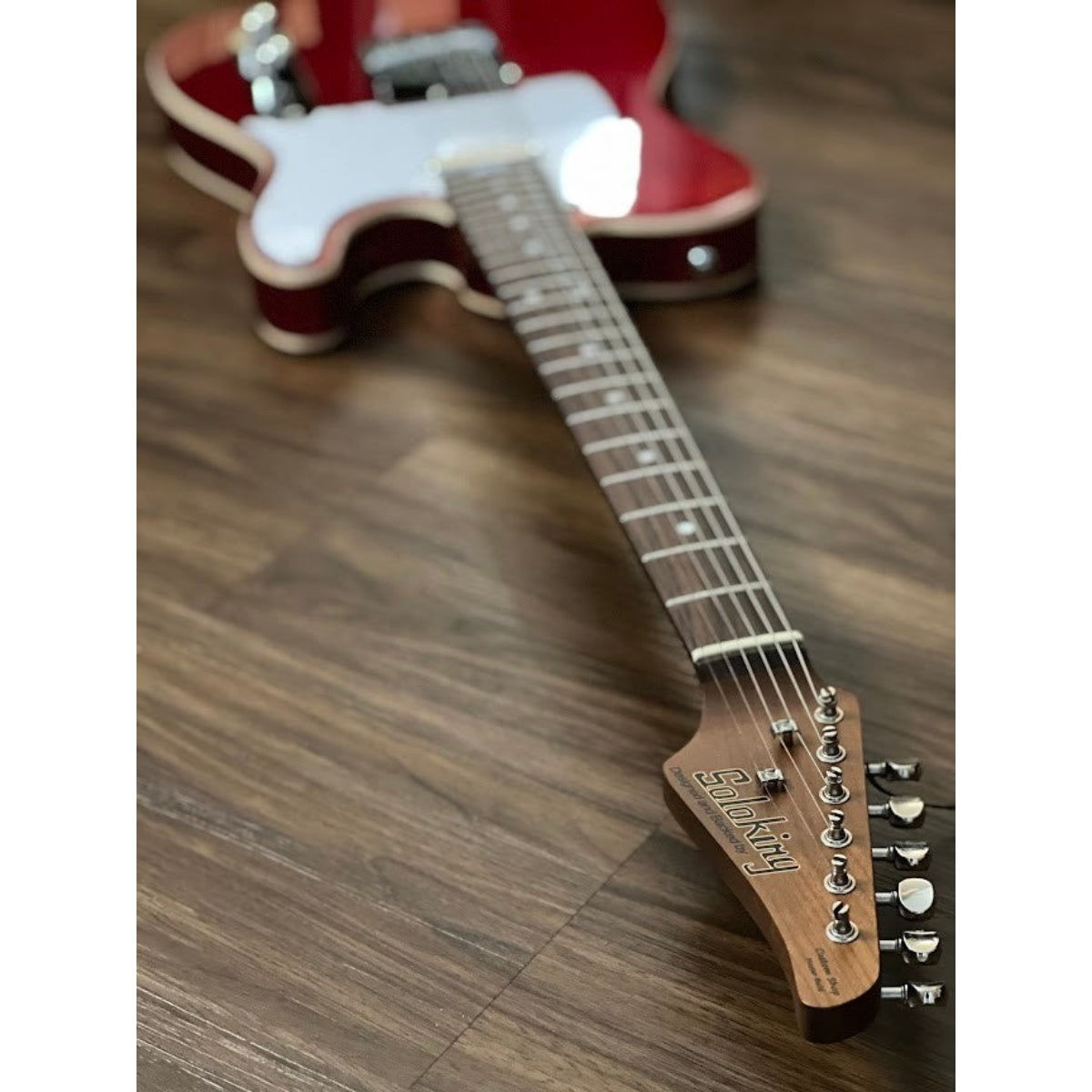 Đàn Guitar Điện Soloking T1B Vintage MKII, Roasted Maple Neck, Rosewood FB, Candy Apple Red