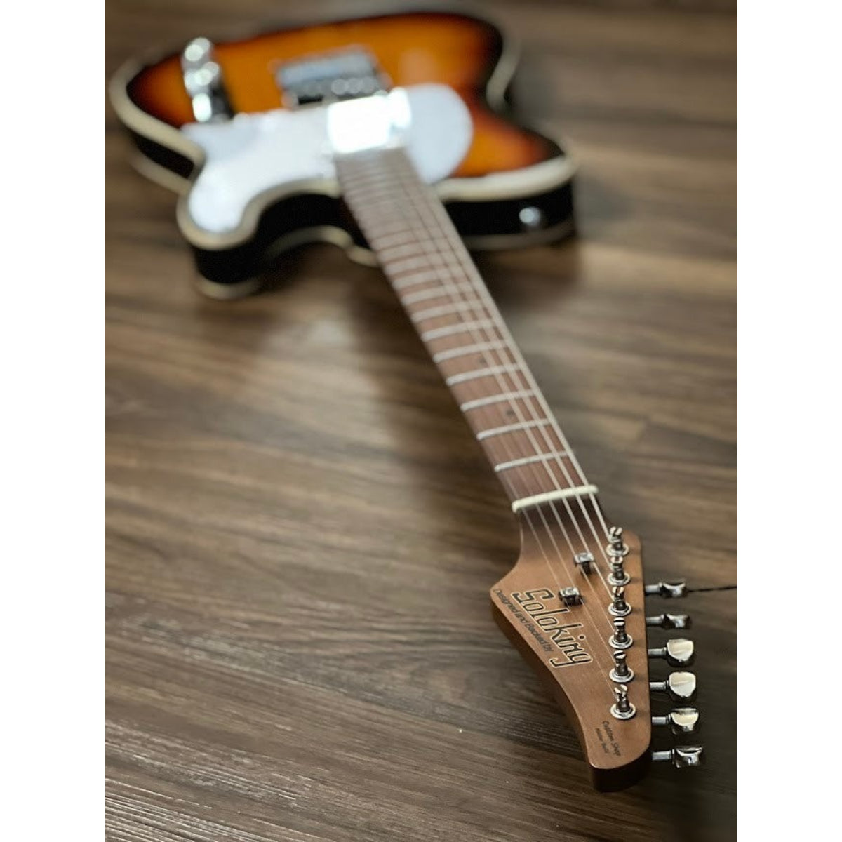 Đàn Guitar Điện Soloking T1B Vintage MKII, Roasted Maple Neck and FB, 3 Tone Sunburst