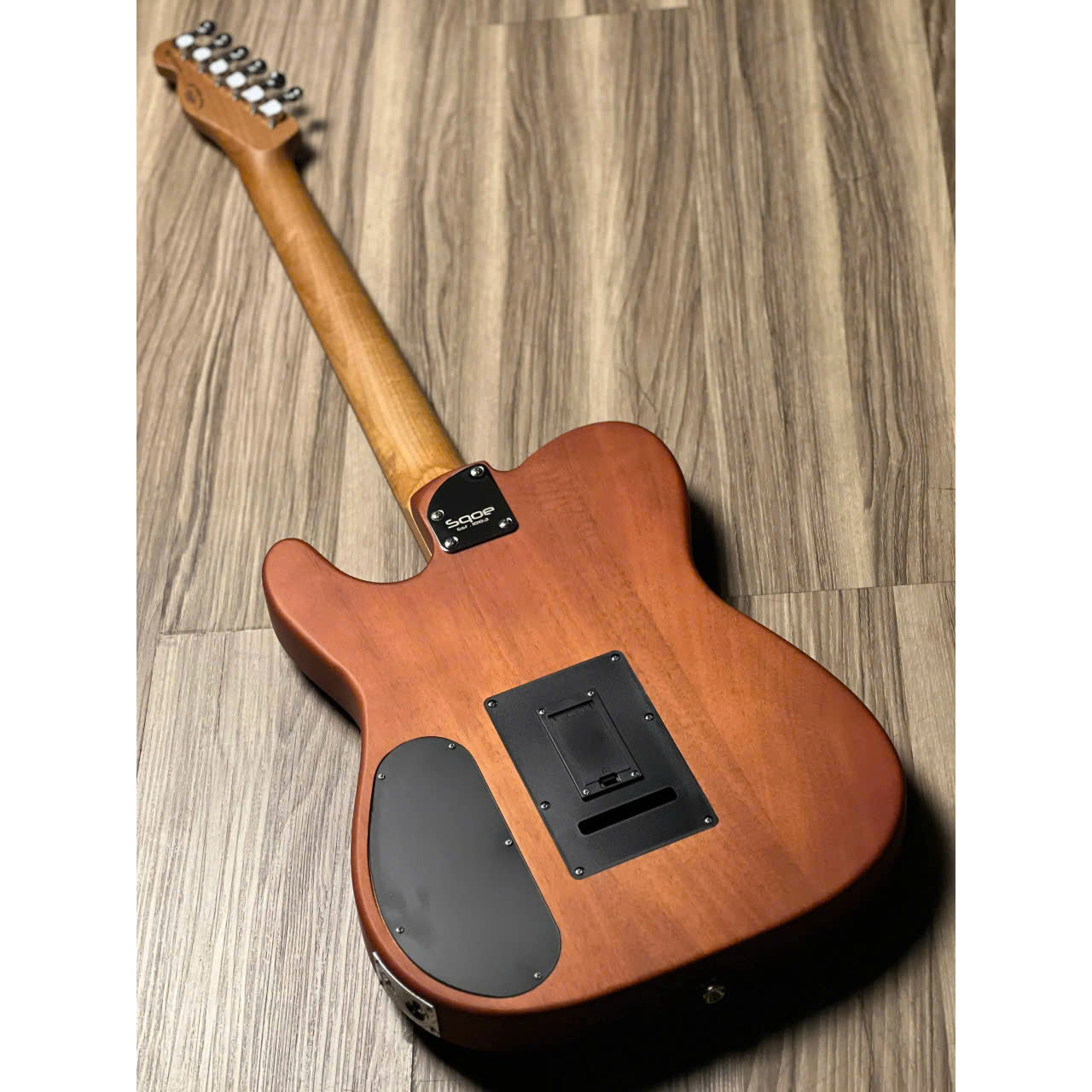 Đàn Guitar Điện Sqoe SEAE910, Sunburst