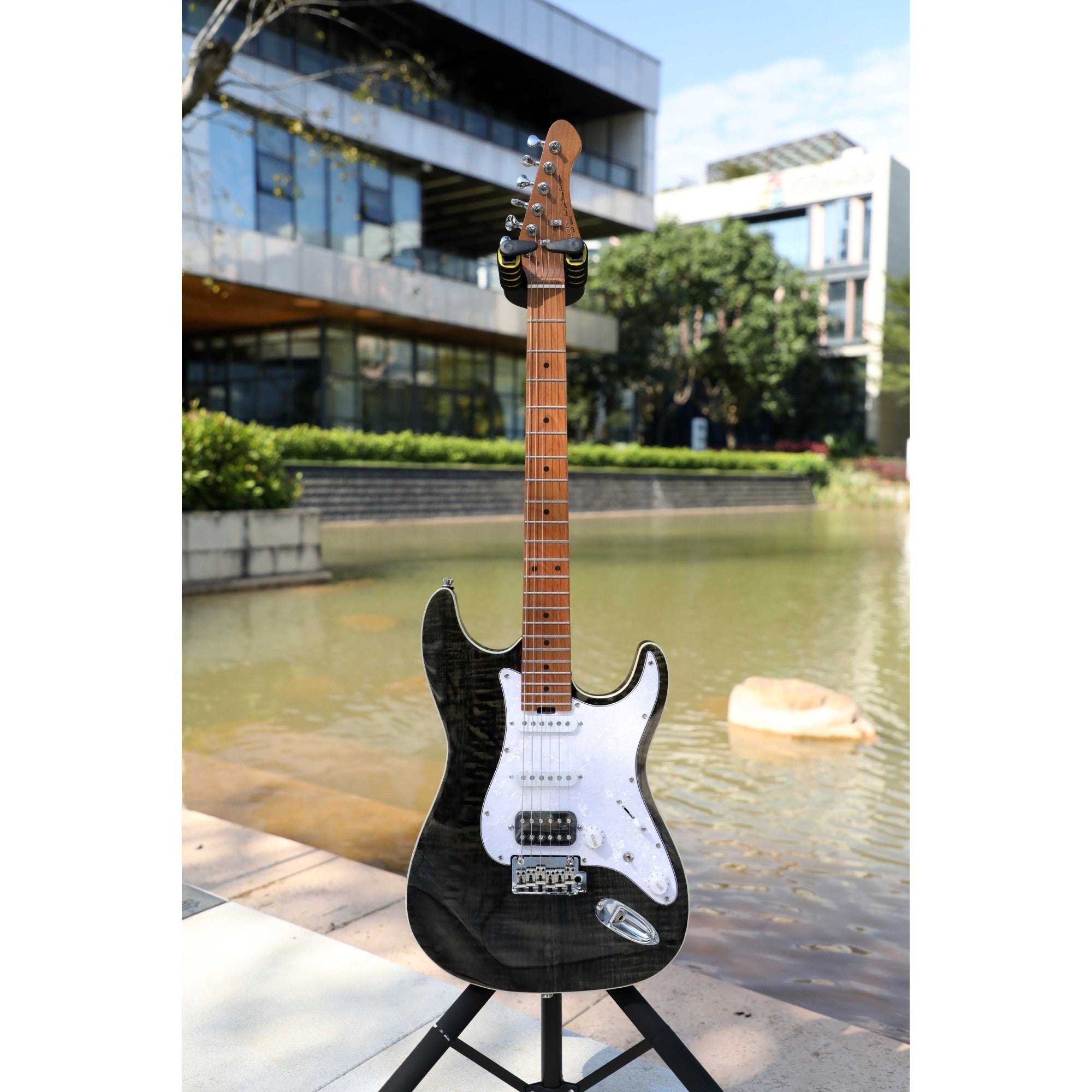 Đàn Guitar Điện Sqoe SEIB900, Charcoal Black