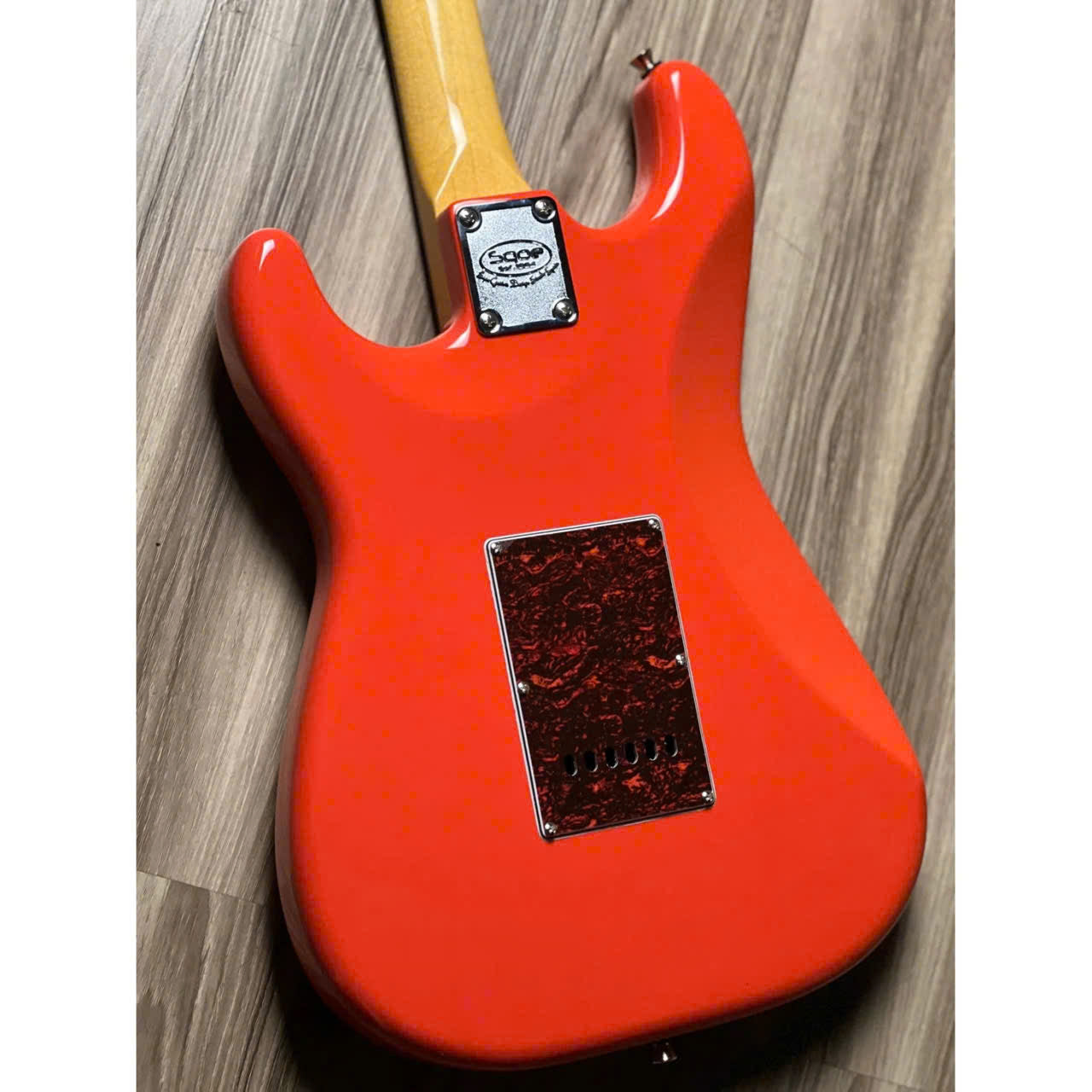 Đàn Guitar Điện Sqoe SEST1000, Classic Red