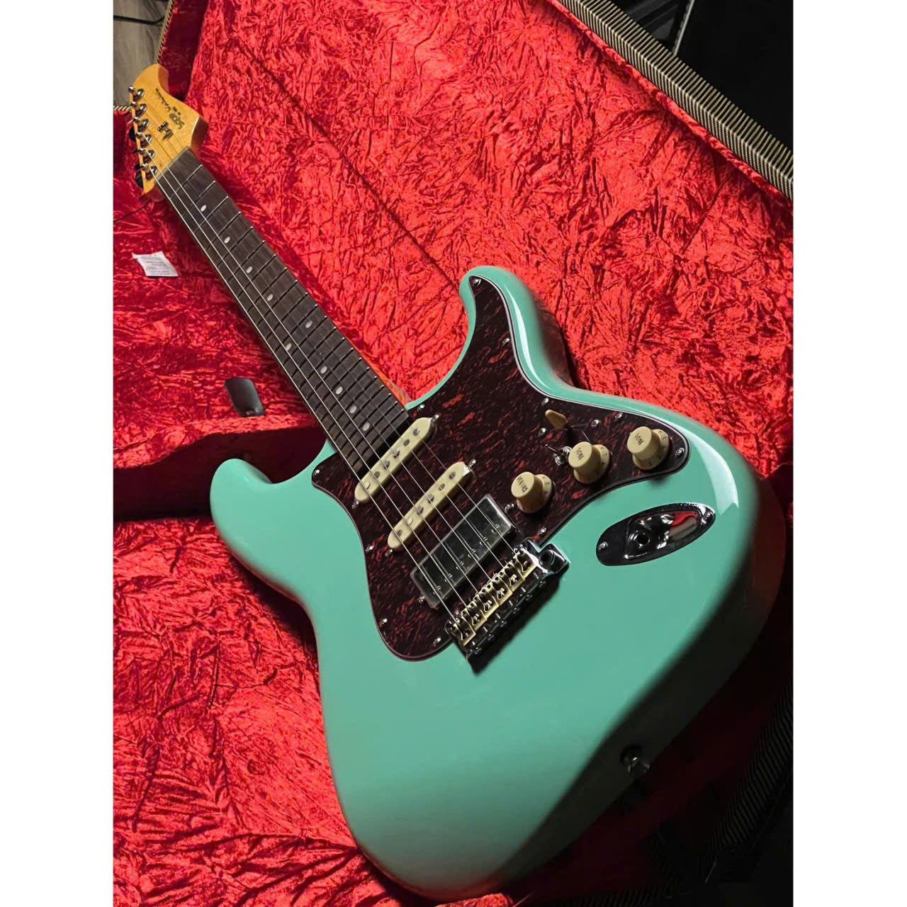 Đàn Guitar Điện Sqoe SEST1000, Mint Green