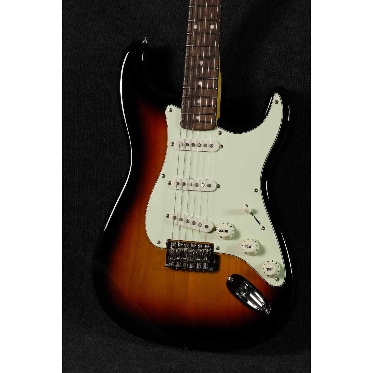 Đàn Guitar Điện Sqoe SEST1002, Classic Sunset