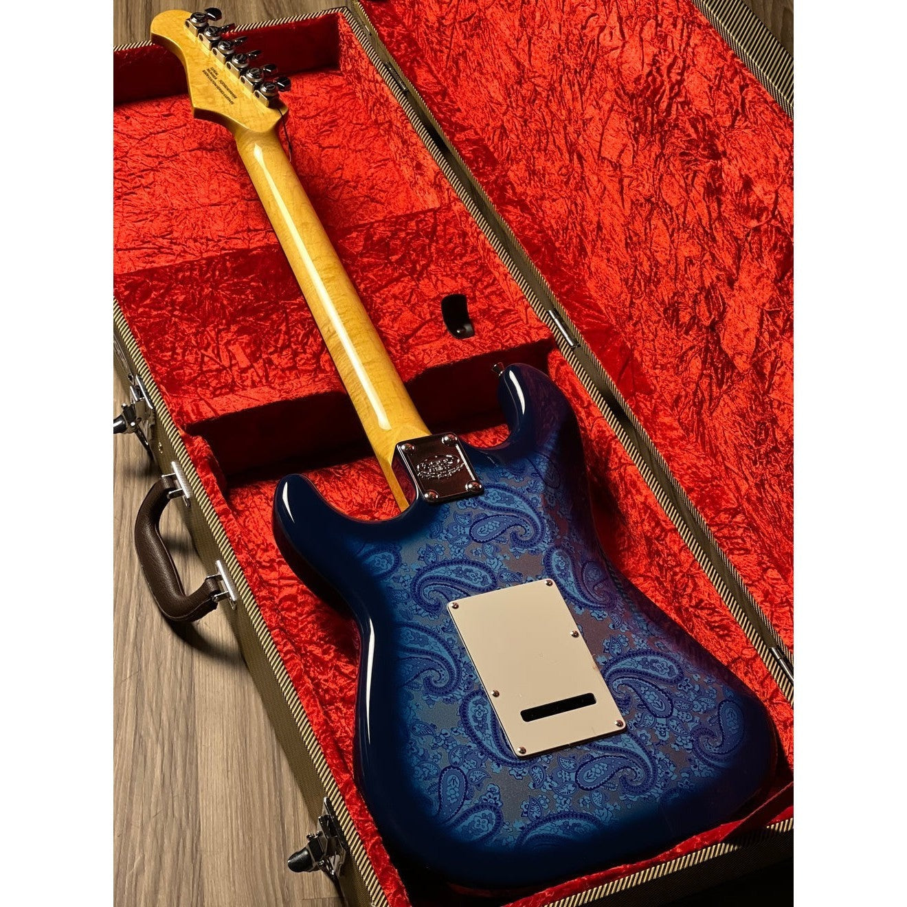 Đàn Guitar Điện Sqoe SEST1100, Paisley Blue