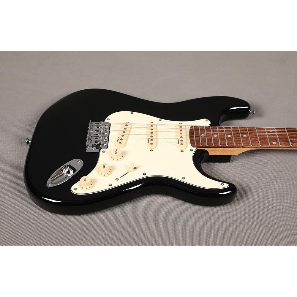 Đàn Guitar Điện Sqoe Stratocaster SEST200, Black