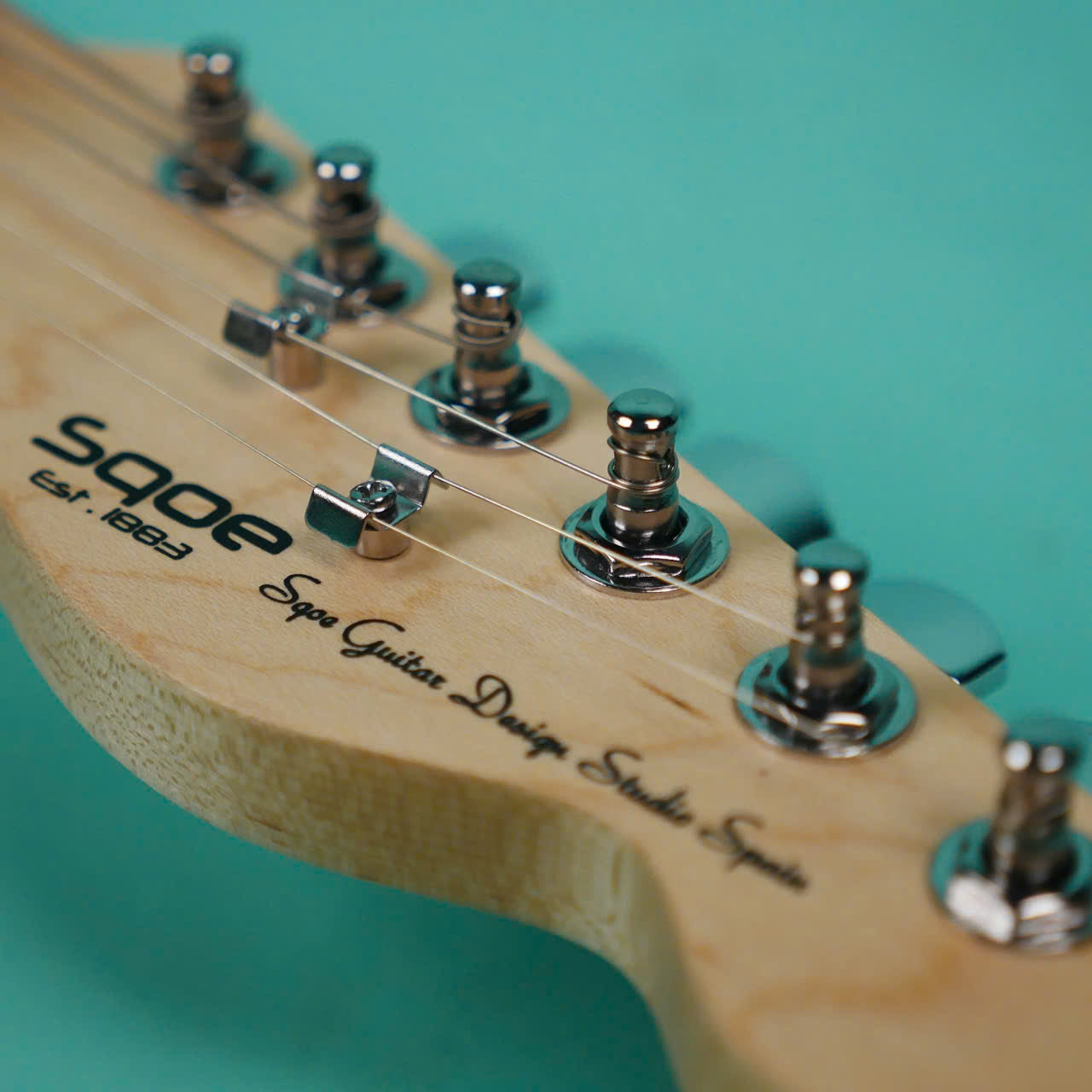 Đàn Guitar Điện Sqoe Telecaster SETL300,White