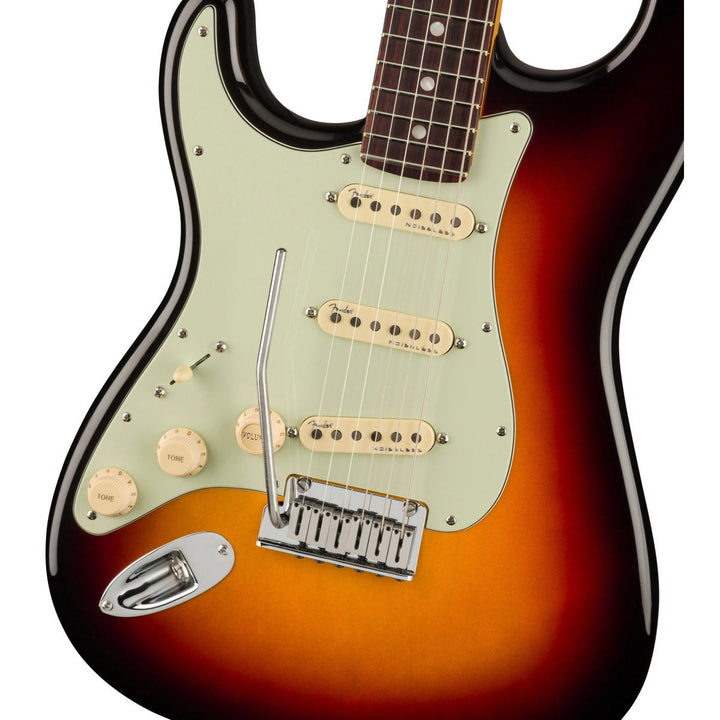 Đàn Guitar Điện Fender American Ultra Stratocaster Left-Hand, Rosewood Fingerboard, Ultraburst, #0118130712