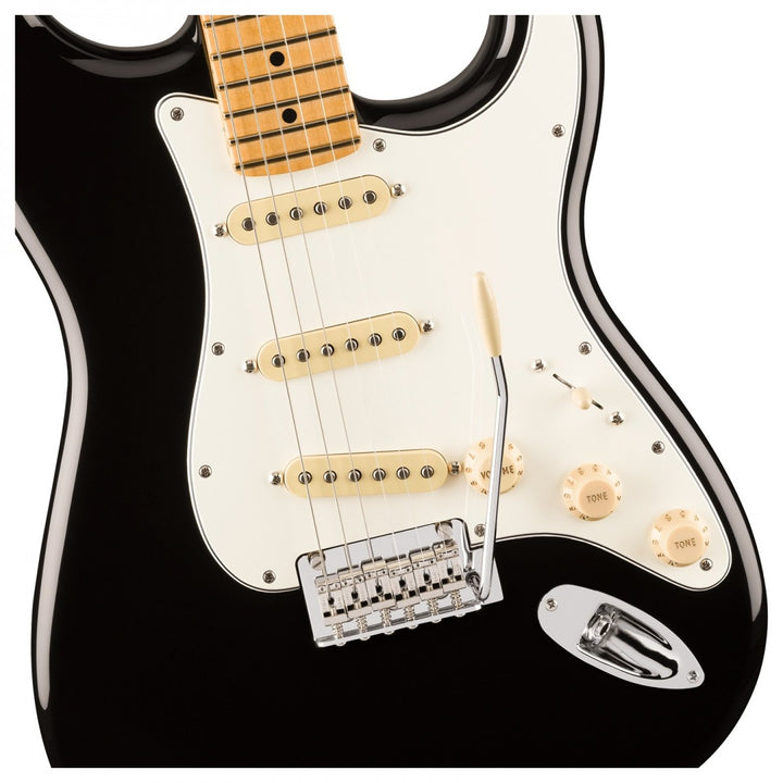 Đàn Guitar Điện Fender Player II Stratocaster, Maple Fingerboard, Black, #0140512506