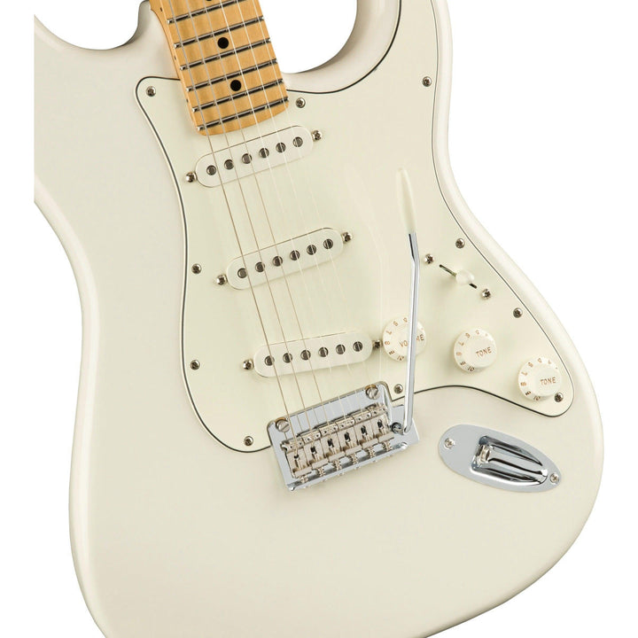 Đàn Guitar Điện Fender Player Stratocaster, Maple Fingerboard, Polar White, #0144502515