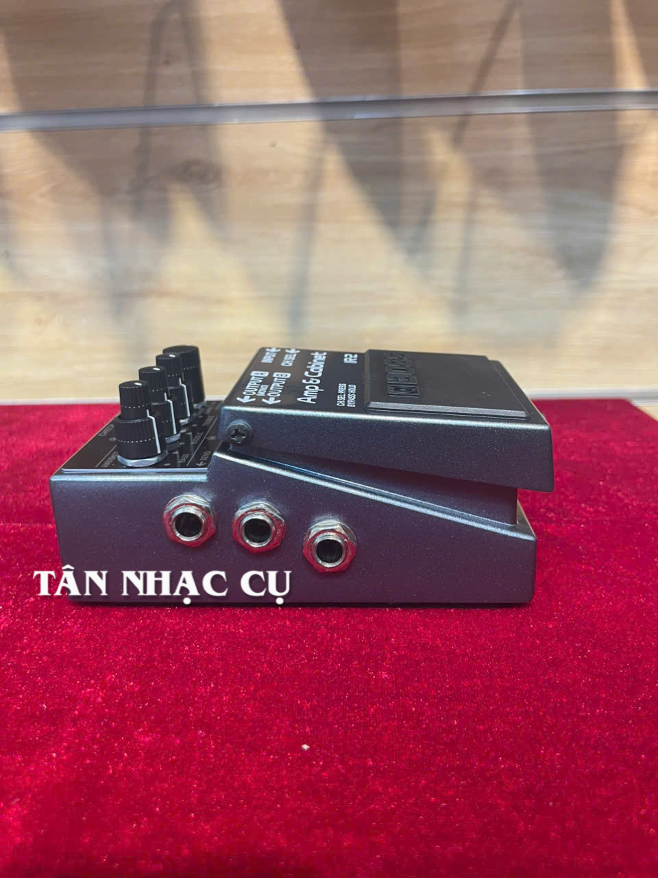 BOSS IR-2 Amp and IR Cabinet Pedal, Digital Pedal