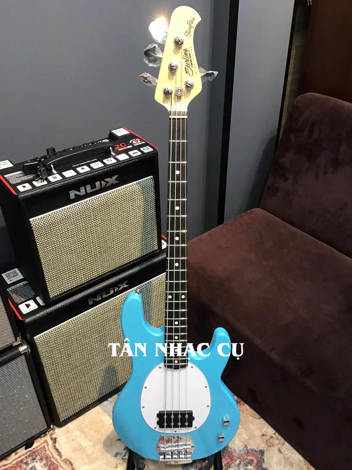 Đàn Guitar Bass Sterling by Music Man Intro Series StingRay, Electric Blue