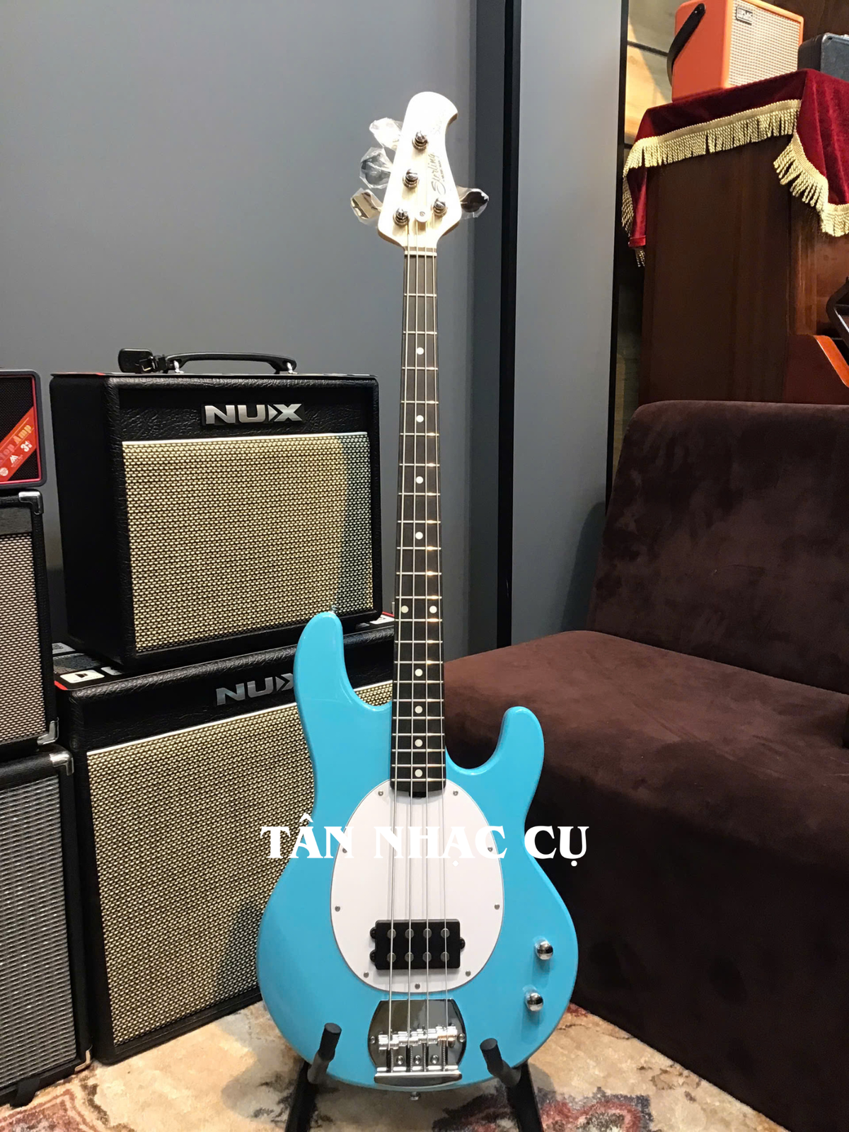 Đàn Guitar Bass Sterling by Music Man Intro Series StingRay, Electric Blue