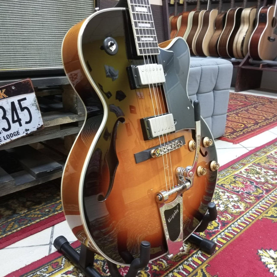 Đàn Guitar Điện Cort Yorktown Hollow Body BV HH