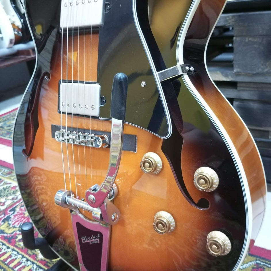 Đàn Guitar Điện Cort Yorktown Hollow Body BV HH
