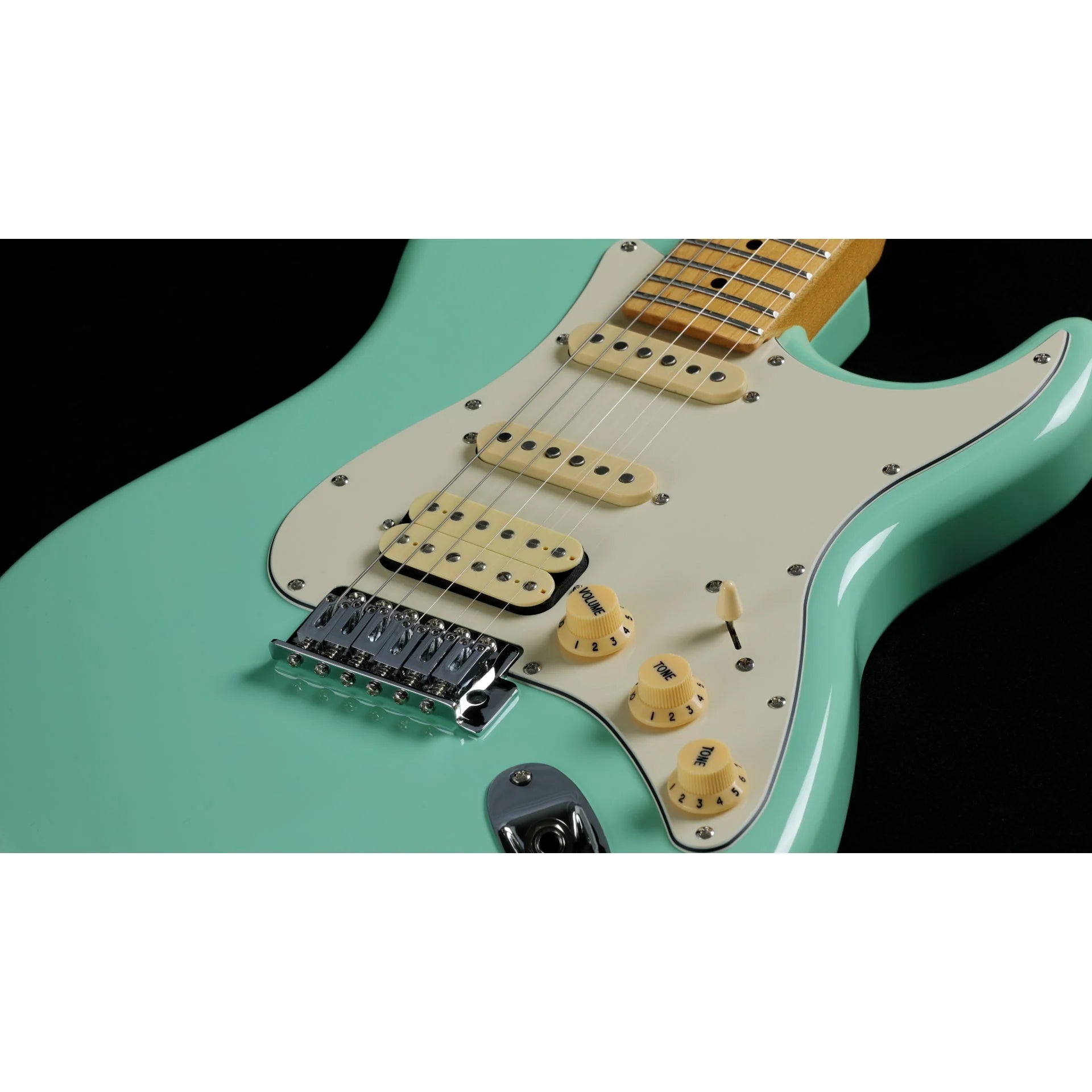 Đàn Guitar Điện Keipro Classic Series ST HSS Maple Fingerboard Green