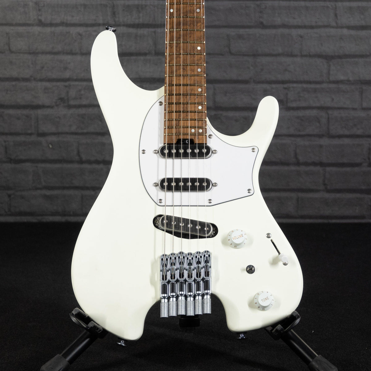 Đàn Guitar Điện Ibanez ICHI10, Ichika Nito Signature SSS, Maple Fingerboard