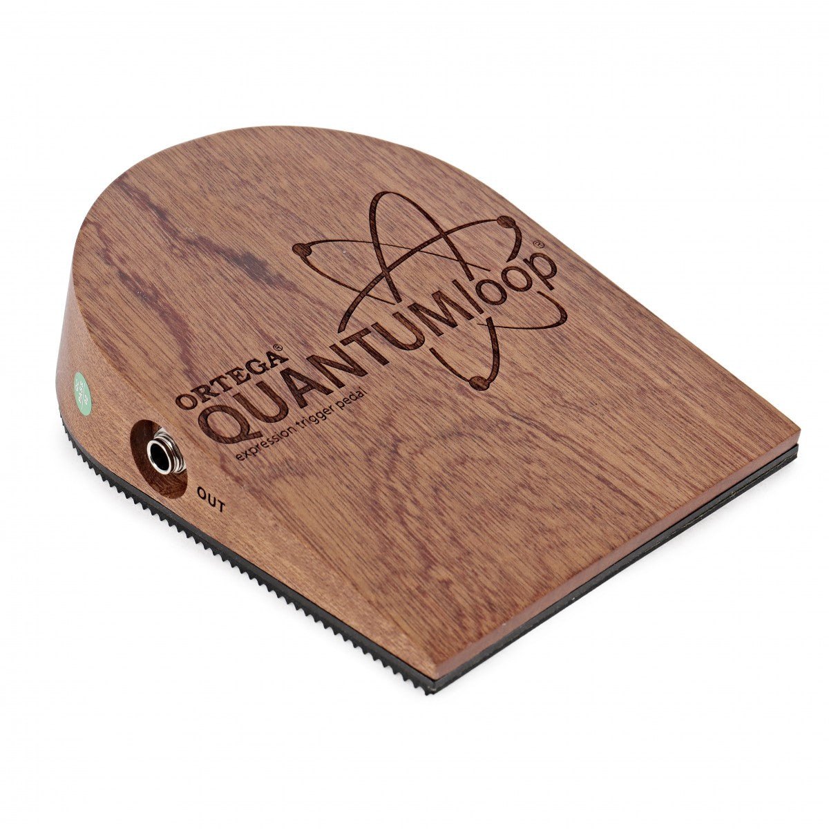 Pedal Trống Ortega QUANTUMEXP Expansion Trigger – góc nghiêng bên trái với cổng jack OUT nối vào QUANTUMLOOP