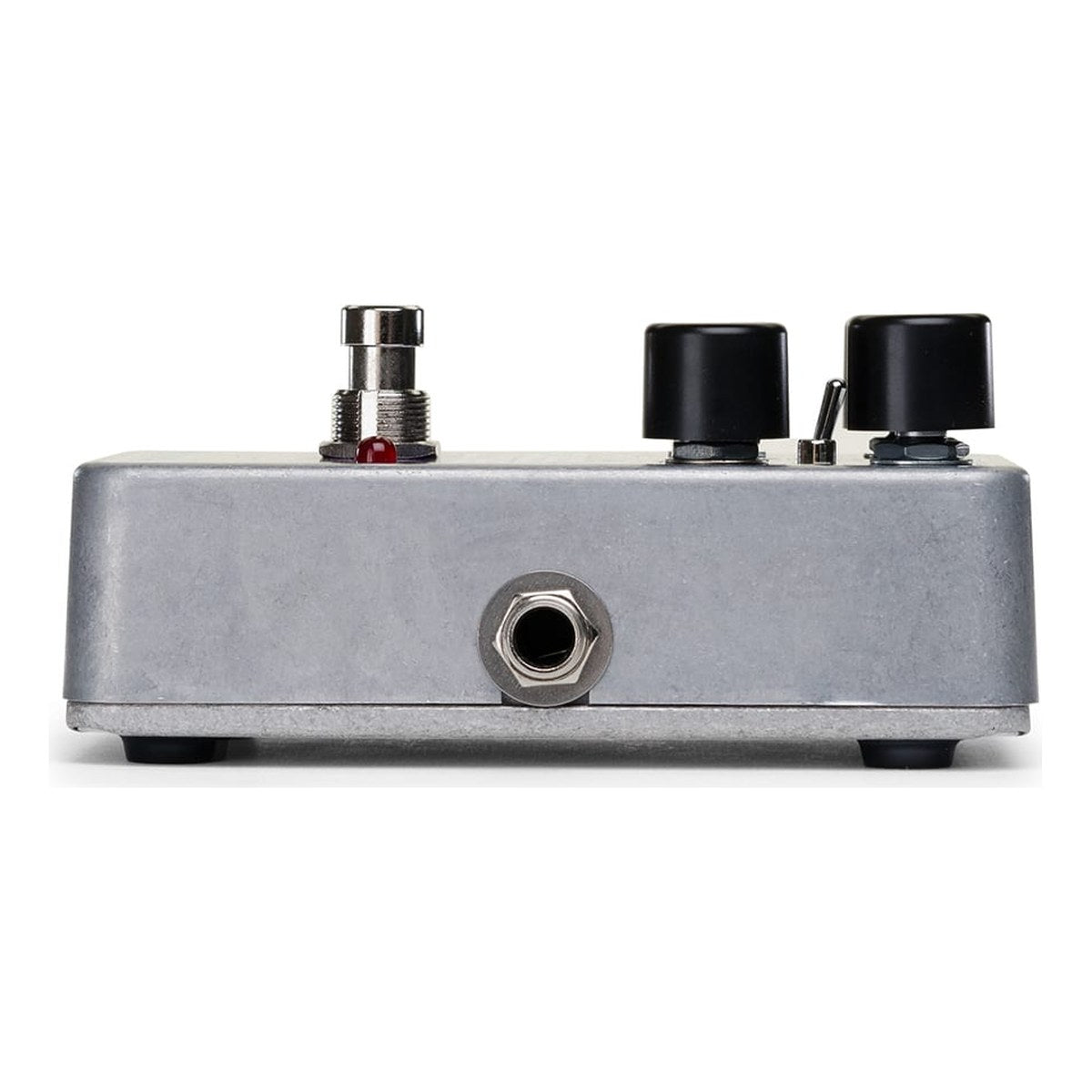 Phơ Chorus Electro-Harmonix Bass Clone – Cạnh bên còn lại của Bass Clone với một jack 6.3mm