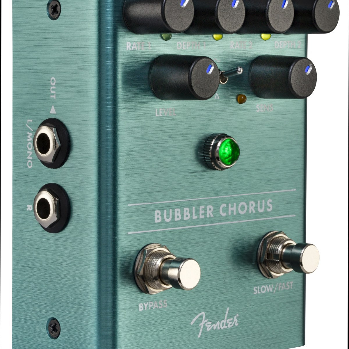 Phơ Chorus Fender Bubbler Analog Chorus – góc nghiêng thấy 2 jack Output stereo bên trái