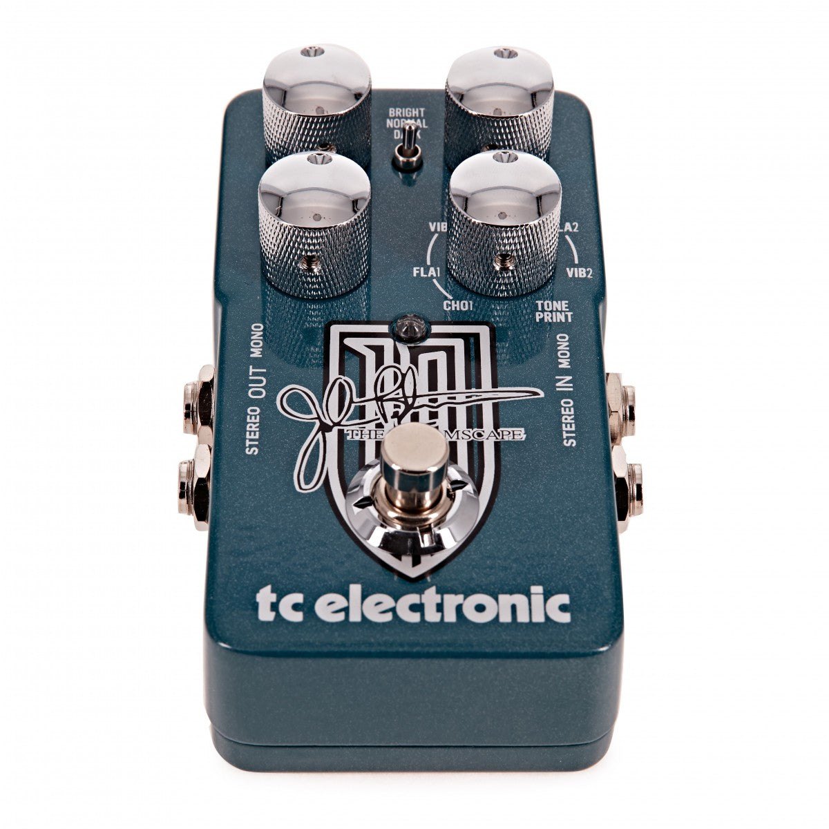 Phơ Chorus TC Electronic The Dreamscape John Petrucci – mặt trước nhìn thấp, jack vào ra stereo ở hai bên hông