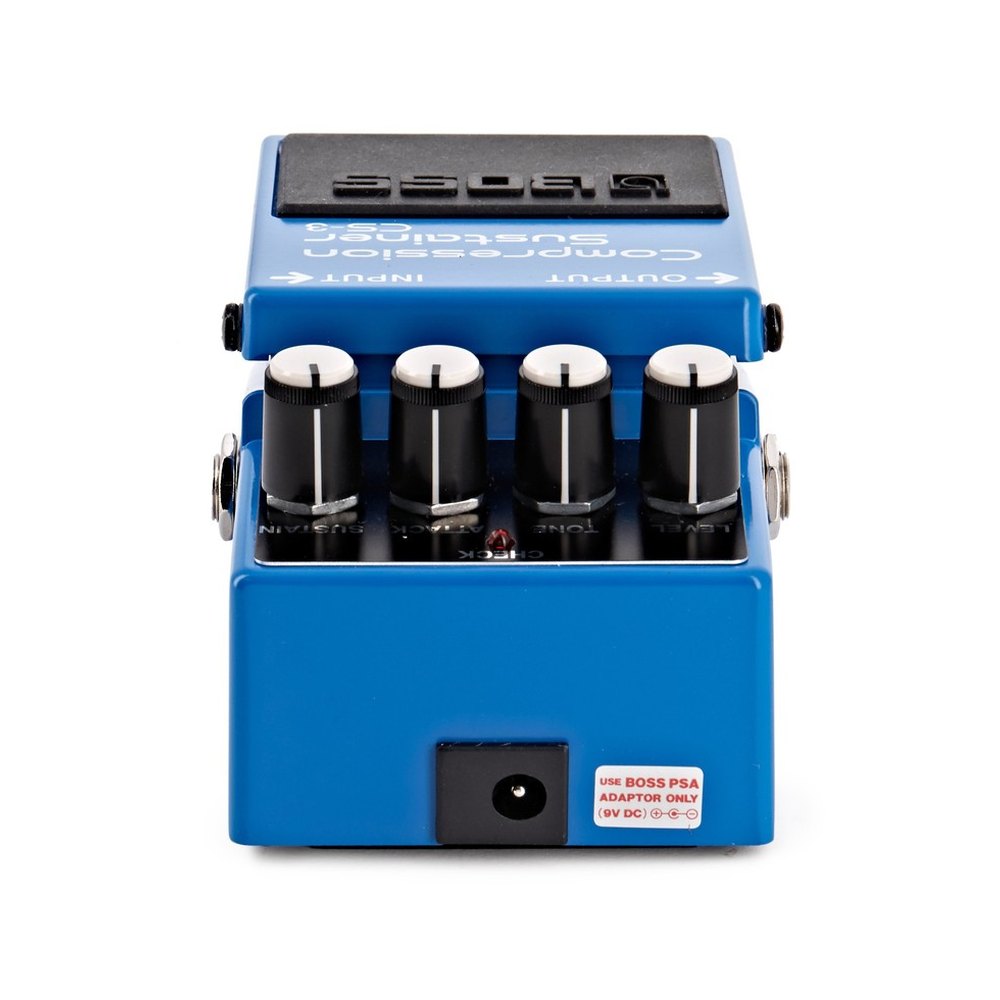 Phơ Compressor BOSS CS-3 Compression Sustainer – đầu sau với cổng nguồn DC và 4 núm chỉnh phía trên