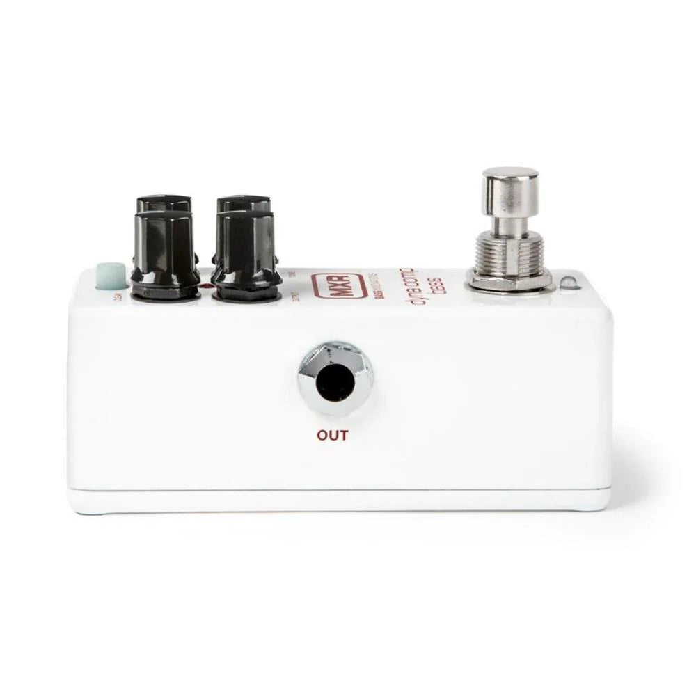 Phơ Compressor MXR M282 Dyna Comp Bass – cạnh trái nhìn thẳng với cổng OUT