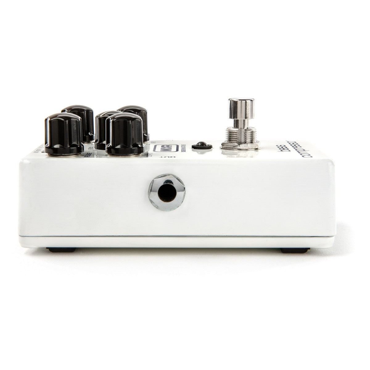 cạnh trái MXR M87 Bass Compressor với jack OUT