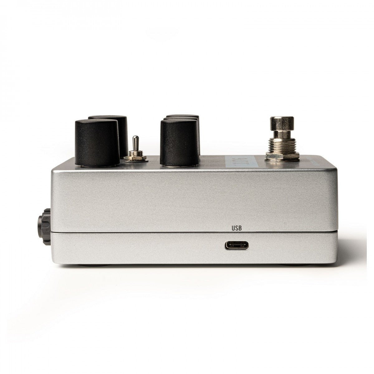 Phơ Compressor UAFX 1176 Studio – cạnh bên với cổng USB-C