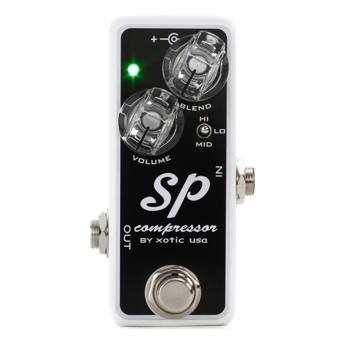 chính diện mặt trên Xotic SP Compressor vỏ trắng mặt đen, núm trong suốt VOLUME, BLEND và gạt HI/MID/LO