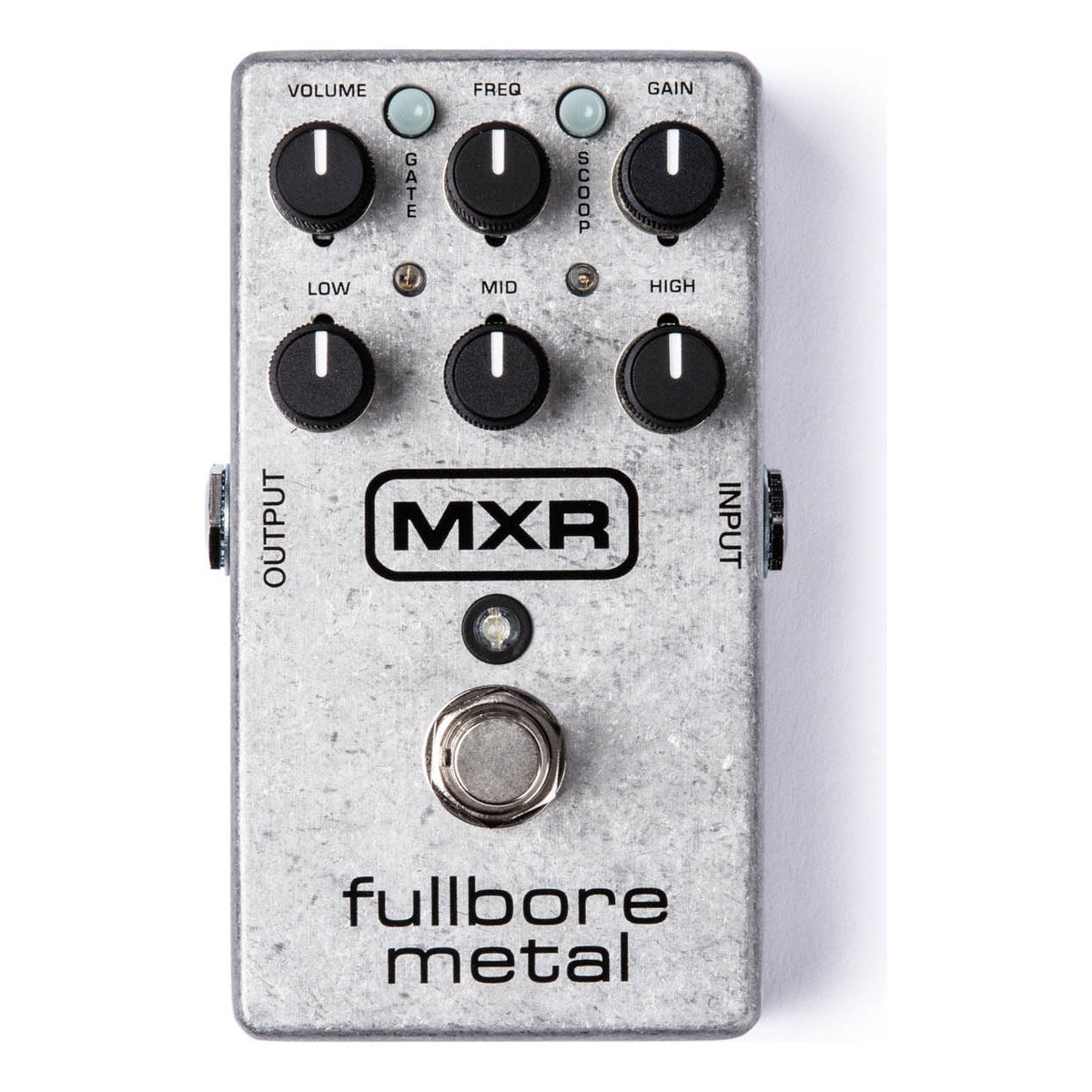 chính diện mặt trên MXR M116 Fullbore Metal vỏ bạc với 6 núm VOLUME, FREQ, GAIN, LOW, MID, HIGH và 2 nút GATE, SCOOP