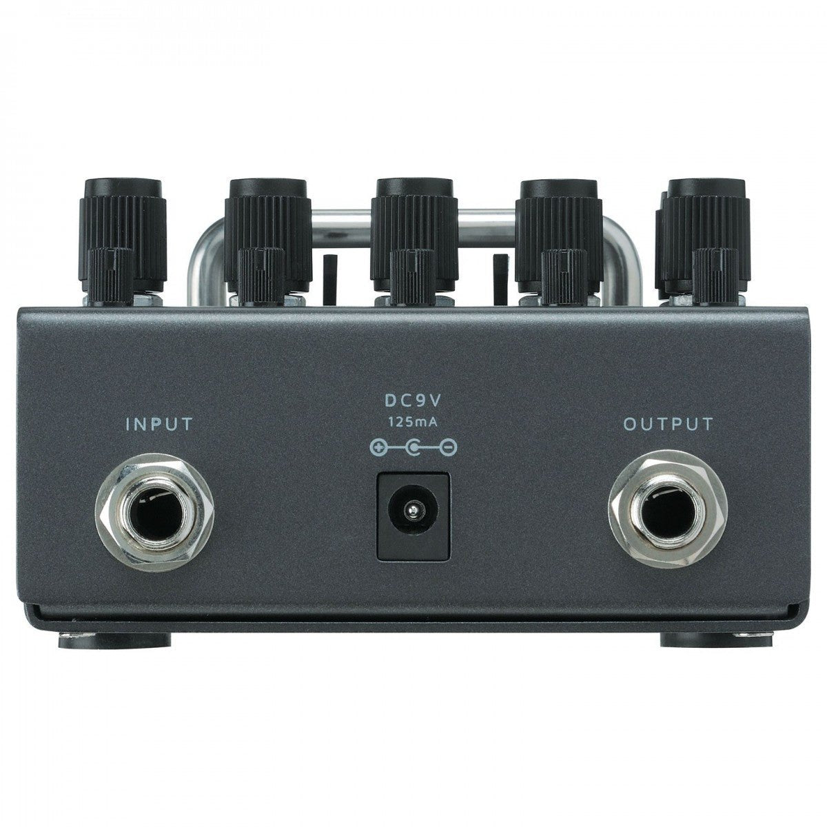 Phơ EQ Ibanez PTEQ Pentatone Equalizer – mặt sau với jack INPUT, OUTPUT và cổng nguồn DC9V 125mA