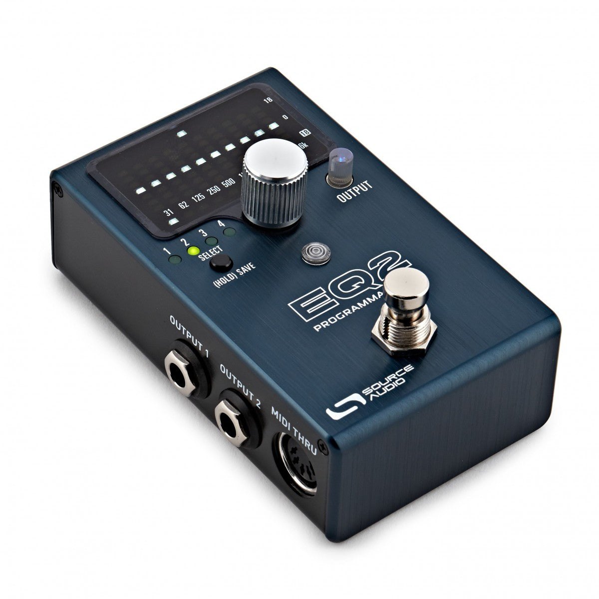 Phơ EQ Source Audio EQ2 Programmable – góc nghiêng 3/4, cạnh trái với OUTPUT 1, OUTPUT 2, MIDI THRU