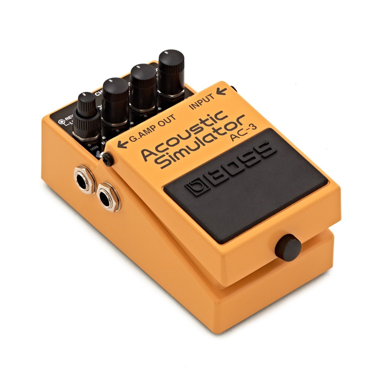 Phơ Giả Lập Acoustic BOSS AC-3 Acoustic Simulator – góc nghiêng 3/4 bên trái với 2 cổng G.AMP OUT và LINE OUT