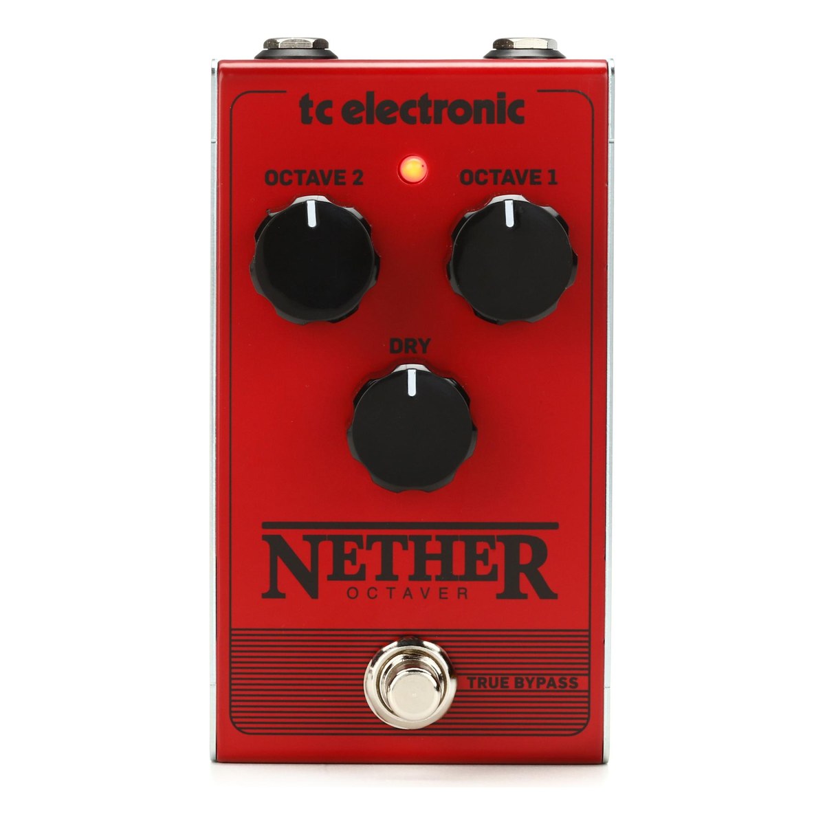 chính diện mặt trên TC Electronic Nether Octaver với 3 núm OCTAVE 2, OCTAVE 1, DRY và footswitch true bypass