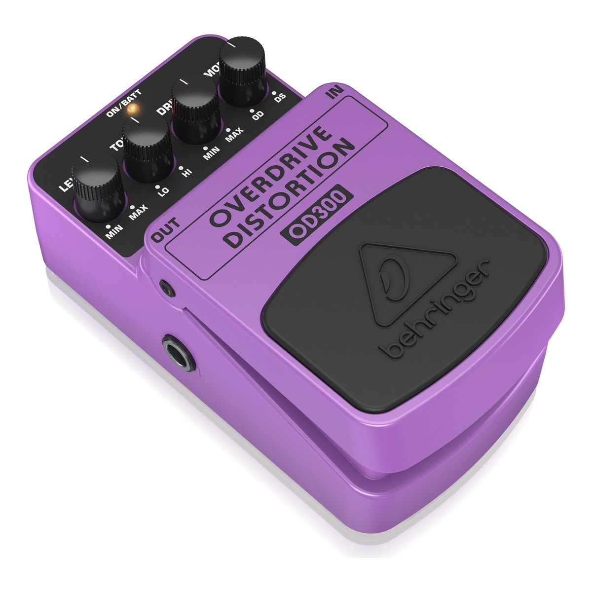 Behringer OD300 nhìn nghiêng trái, thấy jack OUT ở cạnh trái